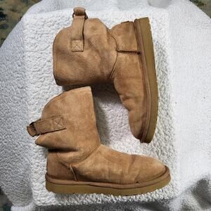 Ugg Remora Women Short Boots Chestnut womens bootie size 7